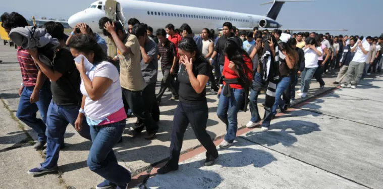Jamaica e Islas Caimán deportan migrantes irregulares a Cuba, y suman 257 en 2024